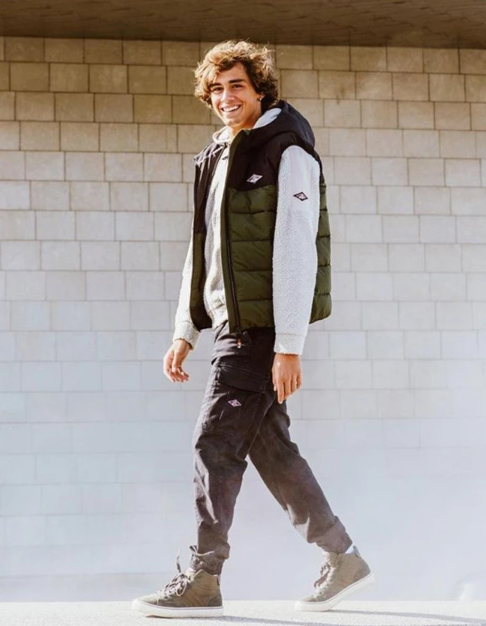 BEAR SURFBOARDS FAKE DOWN VEST 4 BEAR SURFBOARDS FAKE DOWN VEST - Image 4