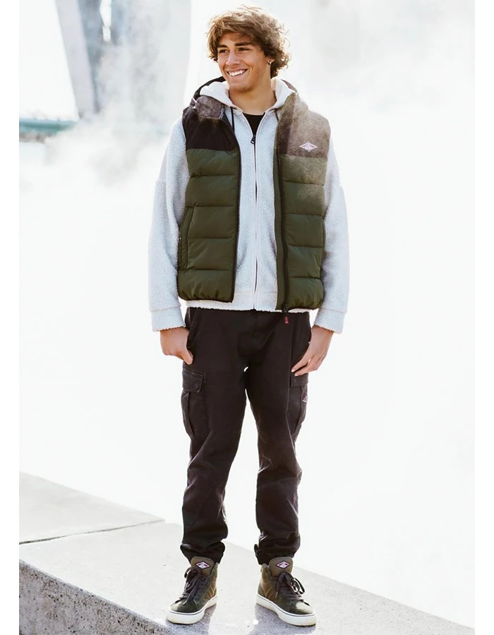 BEAR SURFBOARDS FAKE DOWN VEST 3 BEAR SURFBOARDS FAKE DOWN VEST - Image 3