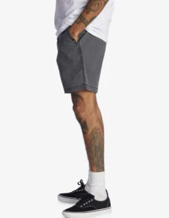 QUIKSILVER TAXER 17" ELASTICATED SHORTS BLACK 14 QUIKSILVER TAXER 17" ELASTICATED SHORTS BLACK -SurfVibe Shop quiksilver bermuda taxer 17 black 3