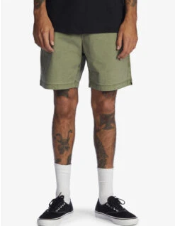 QUIKSILVER TAXER 17" ELASTICATED SHORTS FOUR LEAF CLOVER -SurfVibe Shop quiksilver bermuda taxer 17 four leaf clover 2