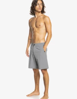 QUIKSILVER WALKSHORT UNION HEATHER AMPHIBIAN 19" -SurfVibe Shop quiksilver boardshort union heather amphibian 19 1