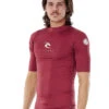 RIP CURL CORPS SHORT SLEEVE UV TEE MAROON