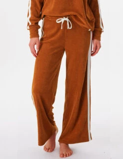 RIP CURL LOCAL TERRY PANT CINNAMON -SurfVibe Shop rip curl pantalone in spugna local cinnamon 2