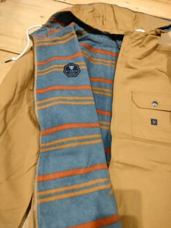 VISSLA BREAKERS III REVERSIBLE JACKET -SurfVibe Shop vissla breakers iii giacca reversibile zip con cappuccio 2
